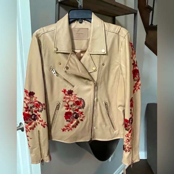 Blanknyc Embroidered Jacket - Picture 4 of 16